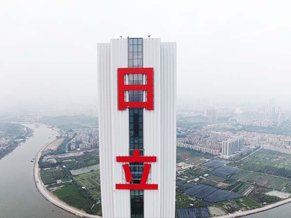 廣州玻璃幕墻發(fā)光字多少錢(qián)一平米？